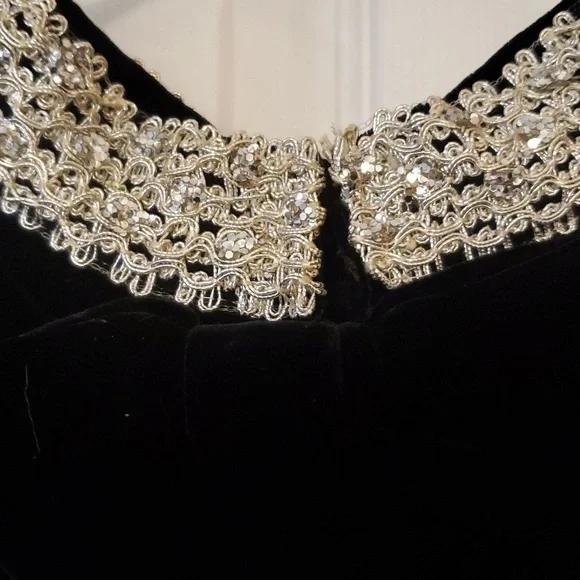 Vintage Wimpfheimer & Bro 50/60s blk velvet dress silver braid trim Sz 16 - Picture 5 of 16